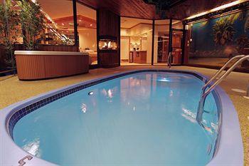Sybaris Pool Suites Mequon Brown Deer Exteriör bild