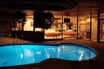 Sybaris Pool Suites Mequon Brown Deer Exteriör bild